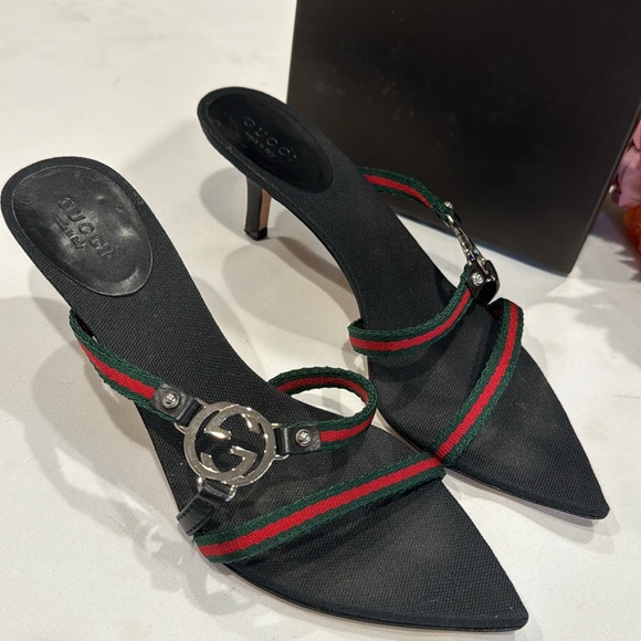 Authentic Gucci Pointed Kitten Heels with box - Picture 2 of 11